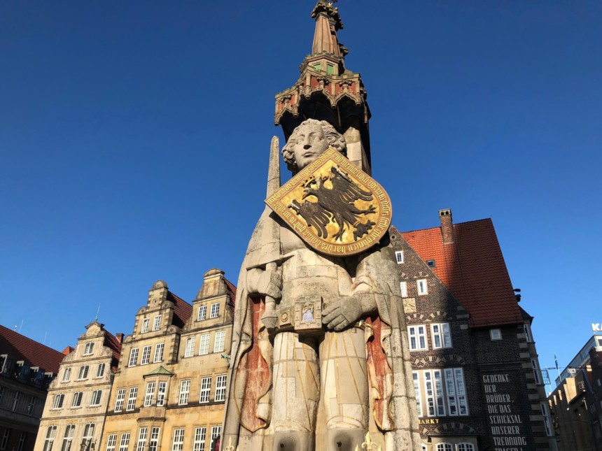 Roland statue and medieval houses in Bremen, Germany