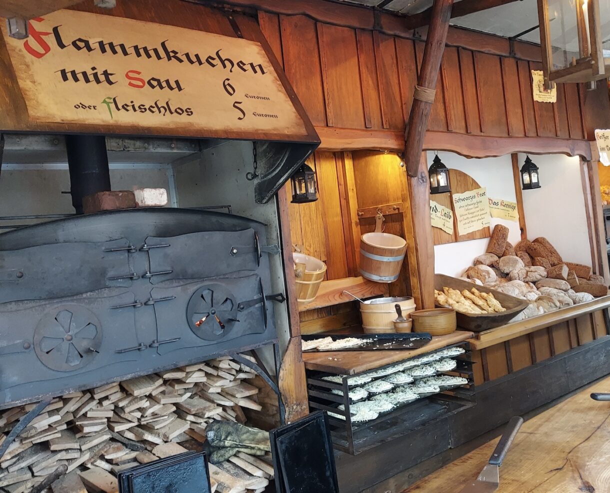 A food stall at Bremen's second, medieval-themed Christmas market