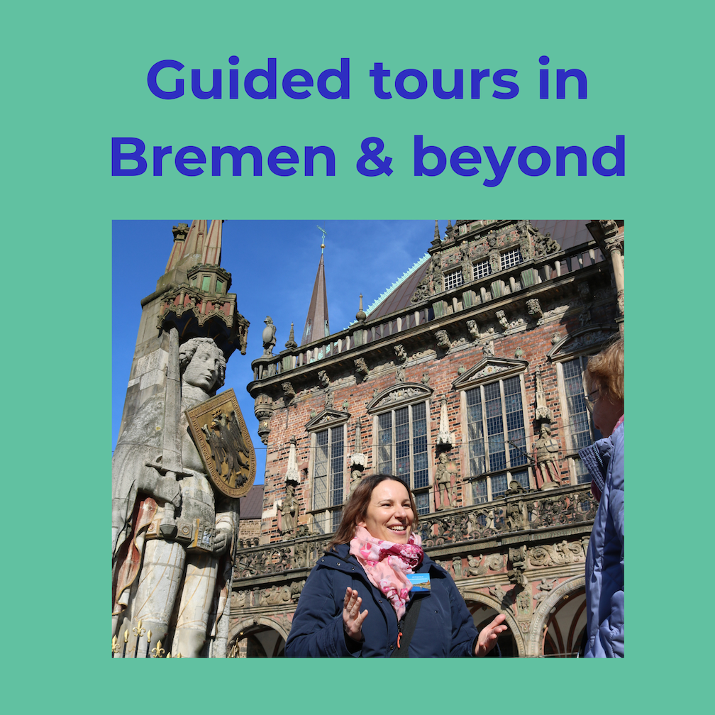 A mockup image for guided tours showing the tour guide Sonja in Bremen with a guest explaining about the history of Bremen and emigration from this area